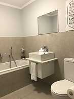 Ashton Park Luxury Apartment