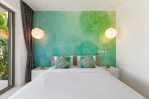 Villa White Orchid