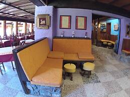 Boustigue Hôtel - Restaurant