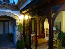 B&B Amphisya