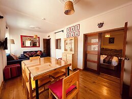 Saqray Hostel