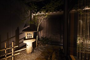 Rinn Gion Kenninji