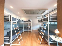 OYO Rooftop Hostel
