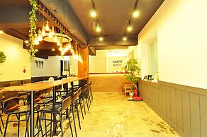 OYO Rooftop Hostel