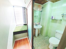 OYO Rooftop Hostel