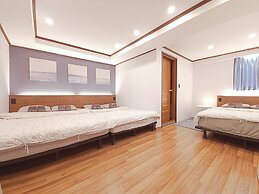 OYO Rooftop Hostel