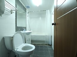 OYO Rooftop Hostel