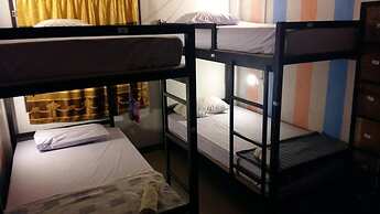Adchara Mansion - Hostel