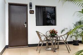 Airport Ace Hotel