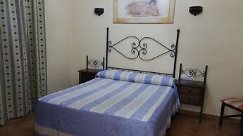 Hostal Restaurante el Lirio