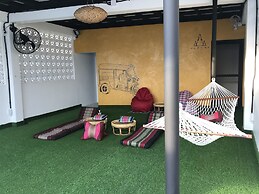 Arun Old Town Hostel