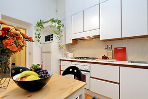 Leonita Apartment