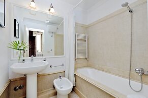 Leonita Apartment