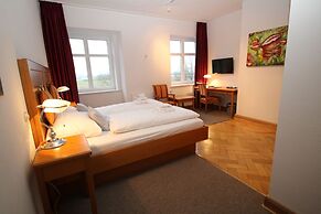 Hotel Zur Treene