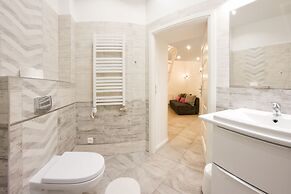 Rister Apartments
