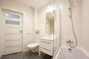 Rister Apartments