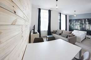 Rister Apartments