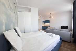 Rister Apartments