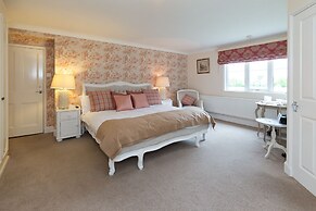 Whitethorn Bed and Breakfast