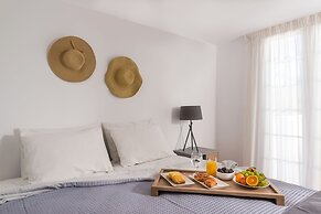 Damma Beachfront Luxury Villa