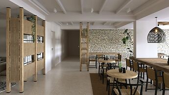 Aqua Bay Suites
