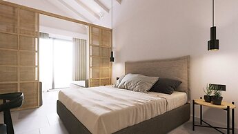 Aqua Bay Suites