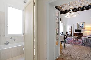Testa - WR Apartments