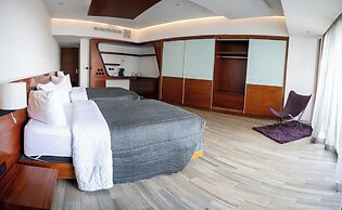 Sonata Hotel