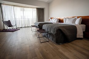 Sonata Hotel
