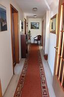 Sunnuberg Guesthouse