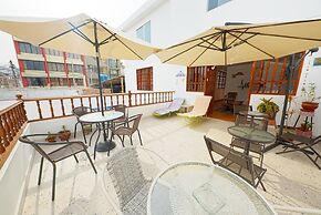 Punta Huanchaco Hostel