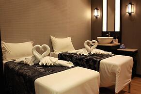 G9 Hotel