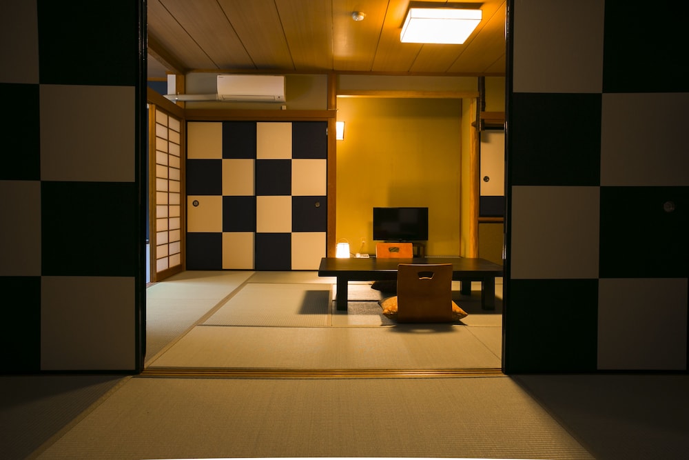 Yumoto Komachikan