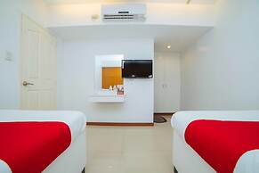 RedDoorz near Bambang Station