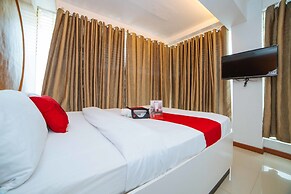 RedDoorz near Bambang Station
