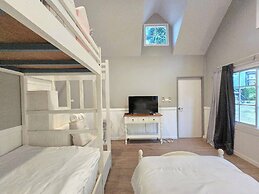 Baan JaoKorKluay Homestay