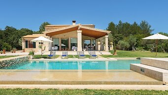 Villa Golf Marina