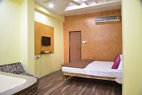 Hotel Drishti Inn