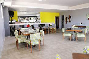 Hotel Capriccio Mare y Restaurante