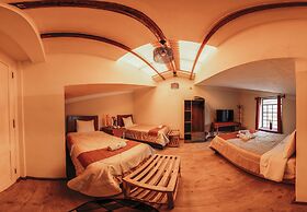 Askha Cusco Inn