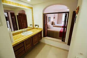 Las Villas Akumal 3B-10 by SkyRun