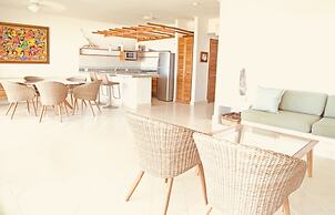 Villa Conchas Chinas by SkyRun