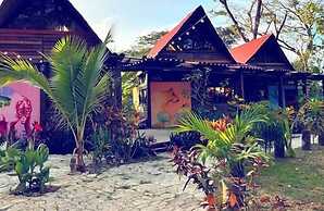 Cabuya Lodge