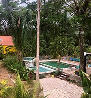 Cabuya Lodge