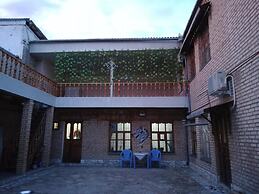Umarxon Hostel