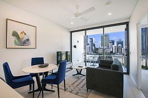Hope Street Apartments by CLLIX