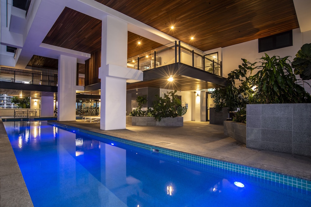 Hope Street Apartments by CLLIX