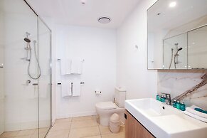 Hope Street Apartments by CLLIX