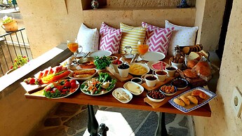 Maya Cave Hotel