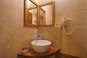 Maya Cave Hotel